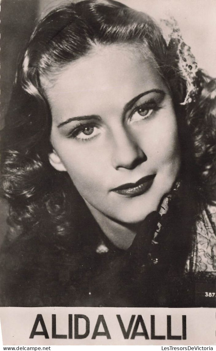 CELEBRITE - Alida Valli - Actrice - Carte Postale Ancienne - Mujeres Famosas