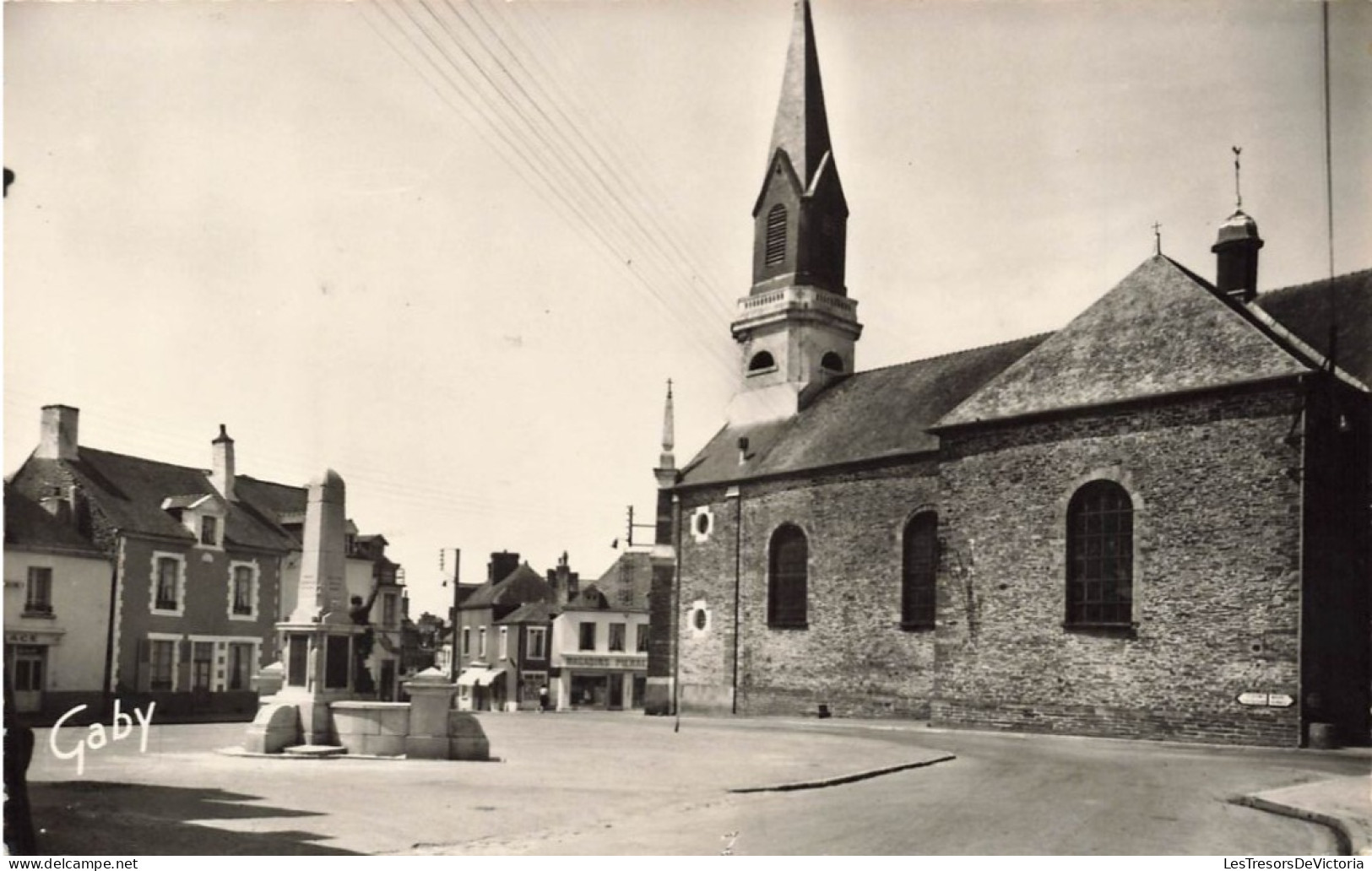 FRANCE - Guer - La Place De L'église - Carte Postale Ancienne - Guer Coetquidan