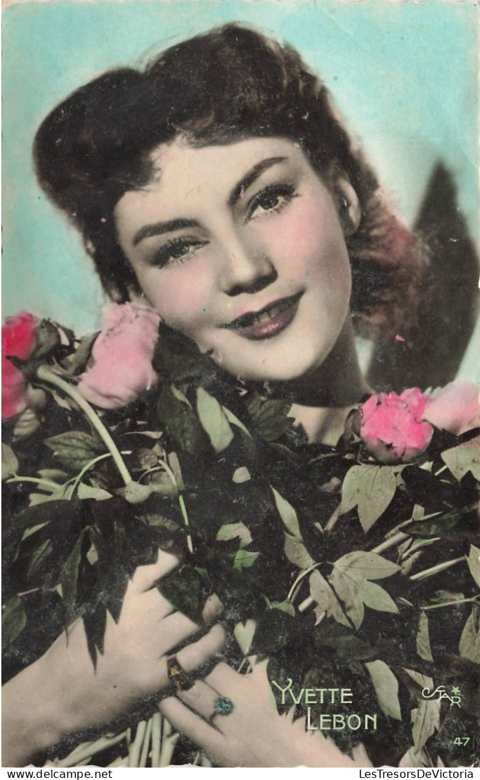 CELEBRITE - Yvette Lebon - Actrice Française - Carte Postale - Donne Celebri