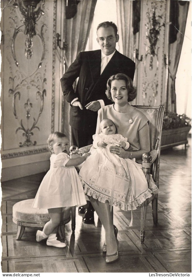 FAMILLE ROYALE - AA SS Le Prince Rainier III, Princesse Grace, Prince Albert, Princesse Caroline- Carte Postale Ancienne - Koninklijke Families