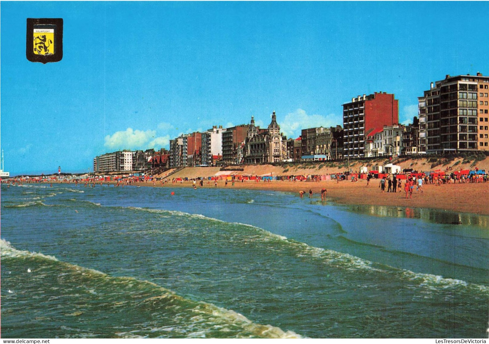 BELGIQUE - Nieuwpoort - Vue Sur La Plage Et Digue De Mer - Colorisé - Carte Postale - Nieuwpoort