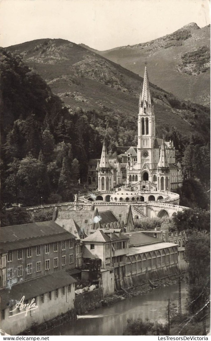 FRANCE - Lourdes - La Basilique Et L'Asile Notre-Dame - Carte Postale Ancienne - Lourdes