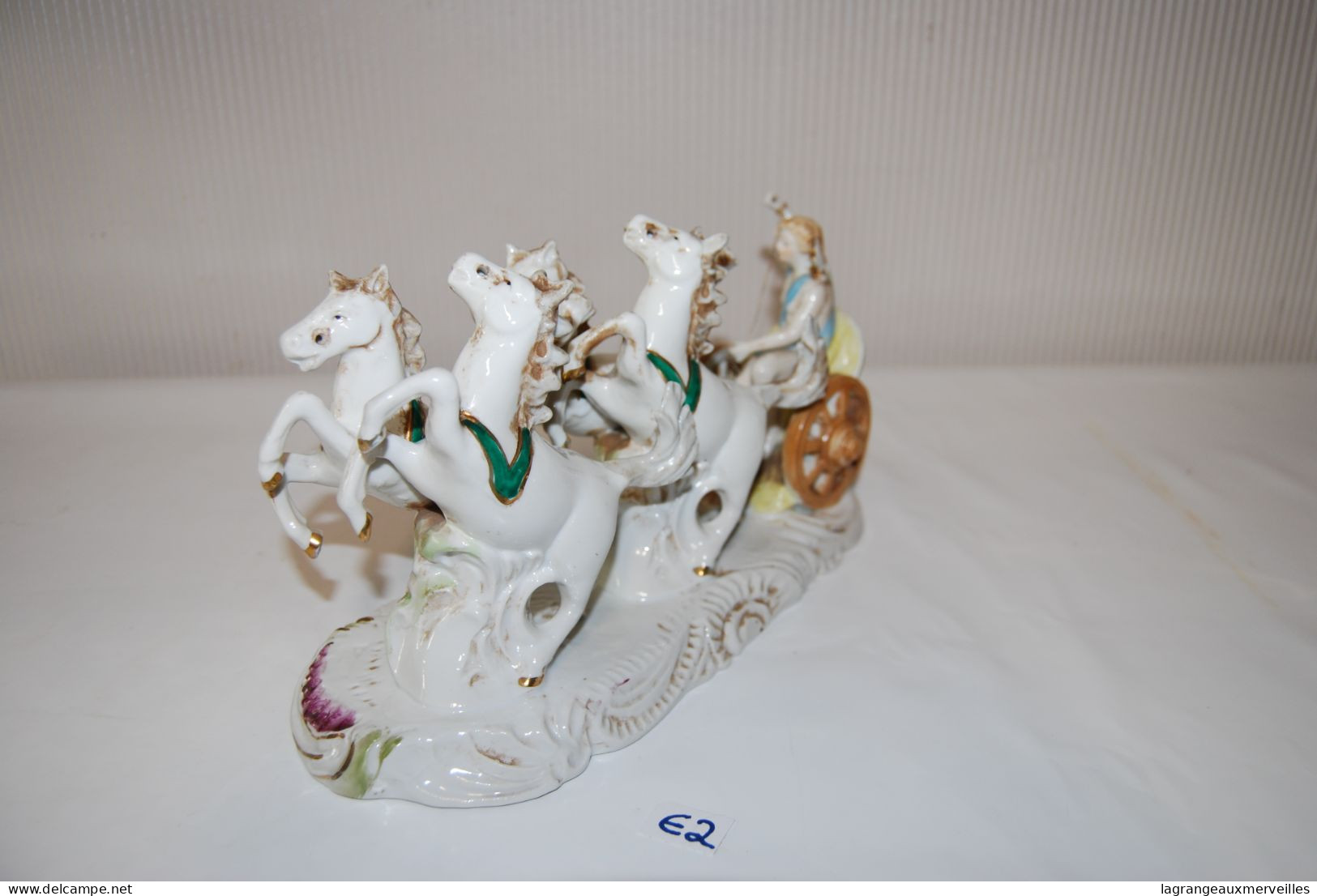 E2 Groupe En Porcelaine - L'ange Sur Son Carrosse - Chevaux - élégance - France - Sonstige & Ohne Zuordnung