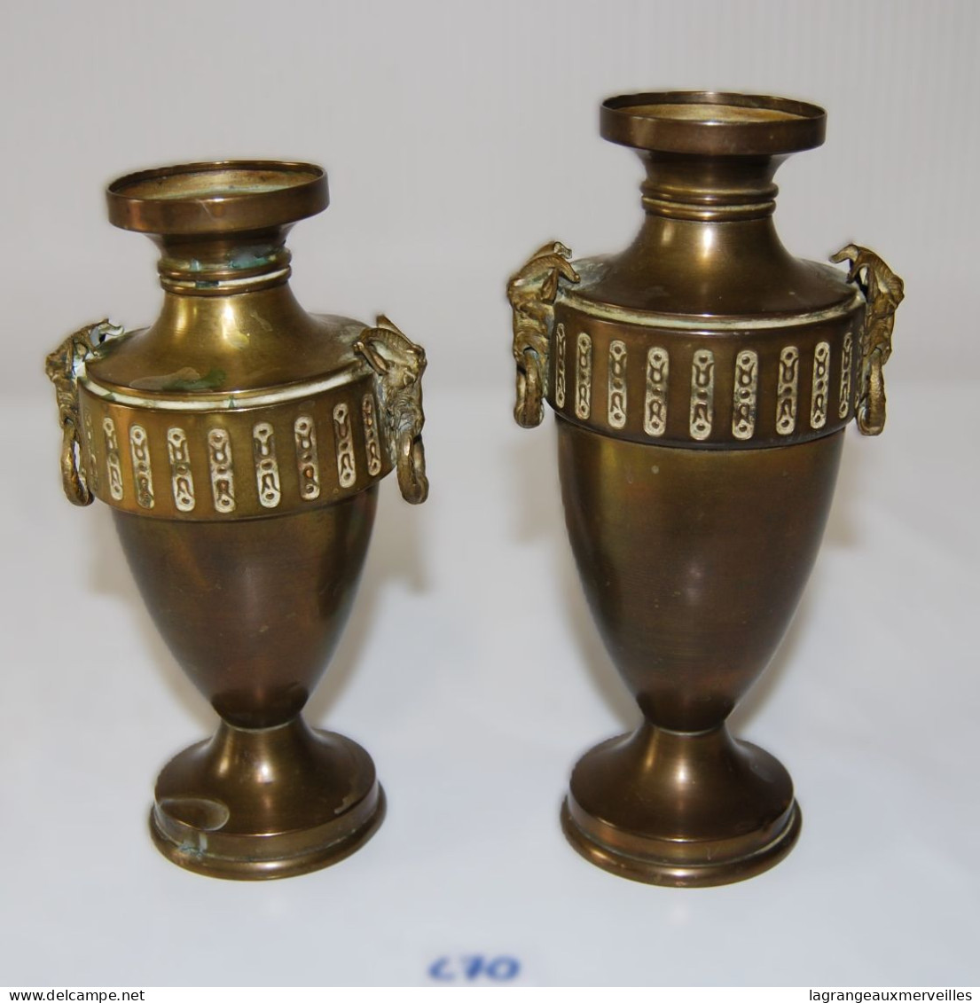 E2  Anciennes Urnes Religieuses - Eglise - Church - Vase Art Nouveau - Antique Belfray - Jugendstil / Art Déco
