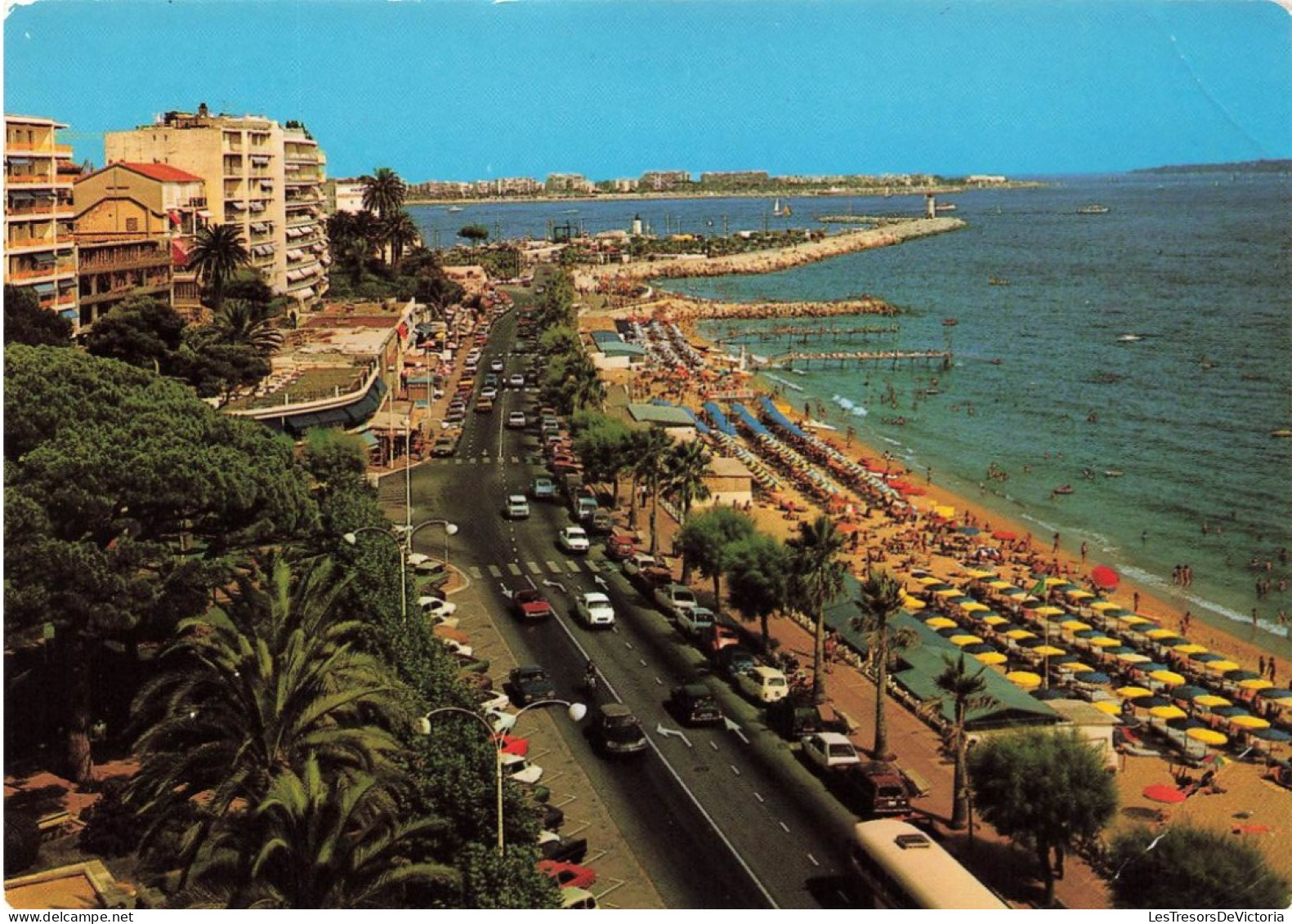 FRANCE - Cannes - La Plage Du Midi Et Le Boulevard Jean Hibert - Colorisé - Carte Postale - Cannes