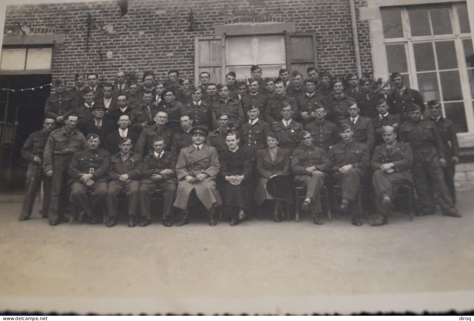 Ancienne Photo Souvenir De Prisonniers De Guerre,Bioul 14/10/1945, Original, 14,5 Cm./10 Cm. - Guerre, Militaire