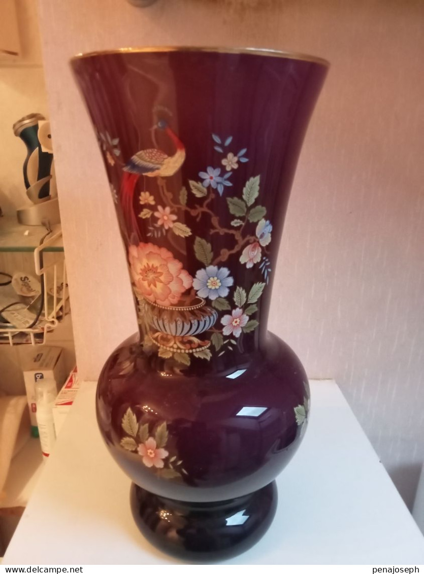 Vase Ancien Opaline Violet Hauteur 36 Cm Diamètre 17 Cm - Vases