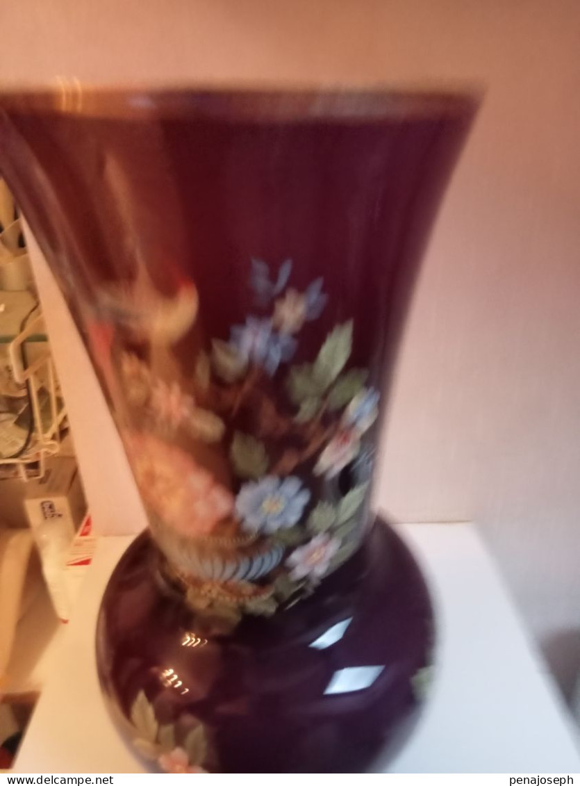 vase ancien opaline violet hauteur 36 cm diamètre 17 cm