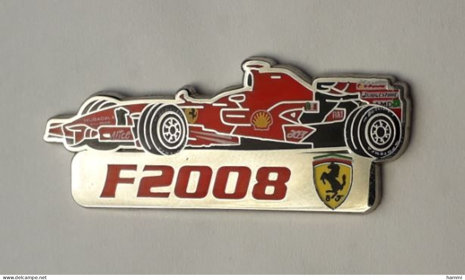 L327 Pin's Ferrari Officiel F2008 Shell Qualité Egf Signé Bolaffi 40 Mm X 15 Mm RARE Achat Immédiat Immédiat - Ferrari