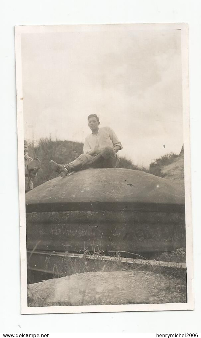 Photographie Visite Militaire Vestige Tourelle Oeuvre De Guerre 14-18 Photo 11x6,7 Cm Env - Guerre, Militaire