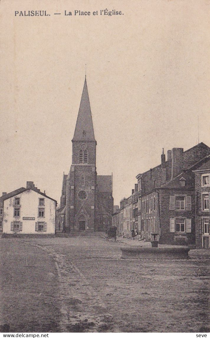 PALISEUL La Place Et L'église Carte Non Voyagée - Paliseul