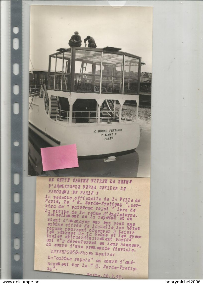 Photographie Bateau Borde Fretigny Paris Aménagement Cabine Pour Visite Reine D'angleterre 1957 Photo 13x18 Cm Env - Bateaux