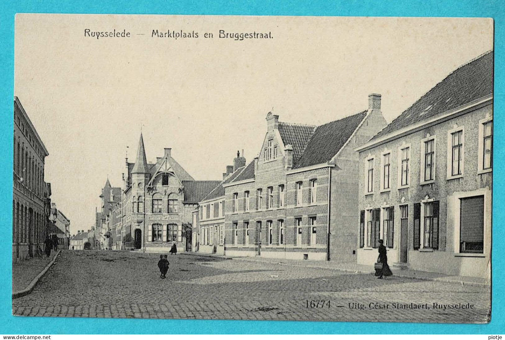 * Ruiselede - Ruysselede (West Vlaanderen) * (Uitg César Standaert, Nr 16774) Marktplaats En Bruggestraat, Animée, Old - Ruiselede