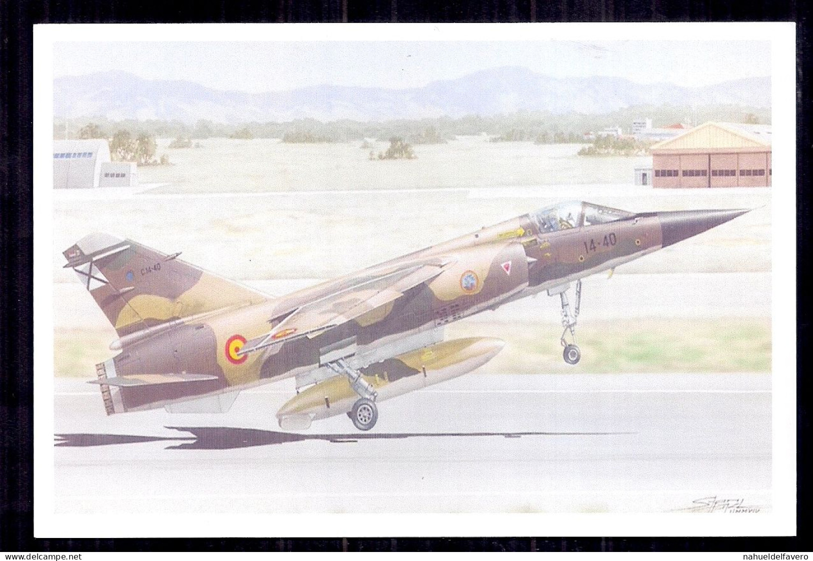 Photos - Reproductions - Avions - Avion De Guerre Avec Des Bombes Décollant D'une Base - Aviazione