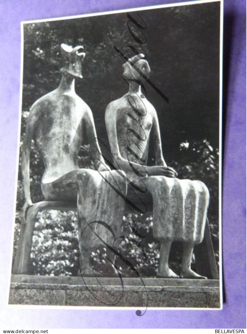 Foto Henry Moore Koning En Koningin 1952-53 Castleford, 1898 – Much Hadham, 1986 Middelheim Antwerpen? - Sculpturen