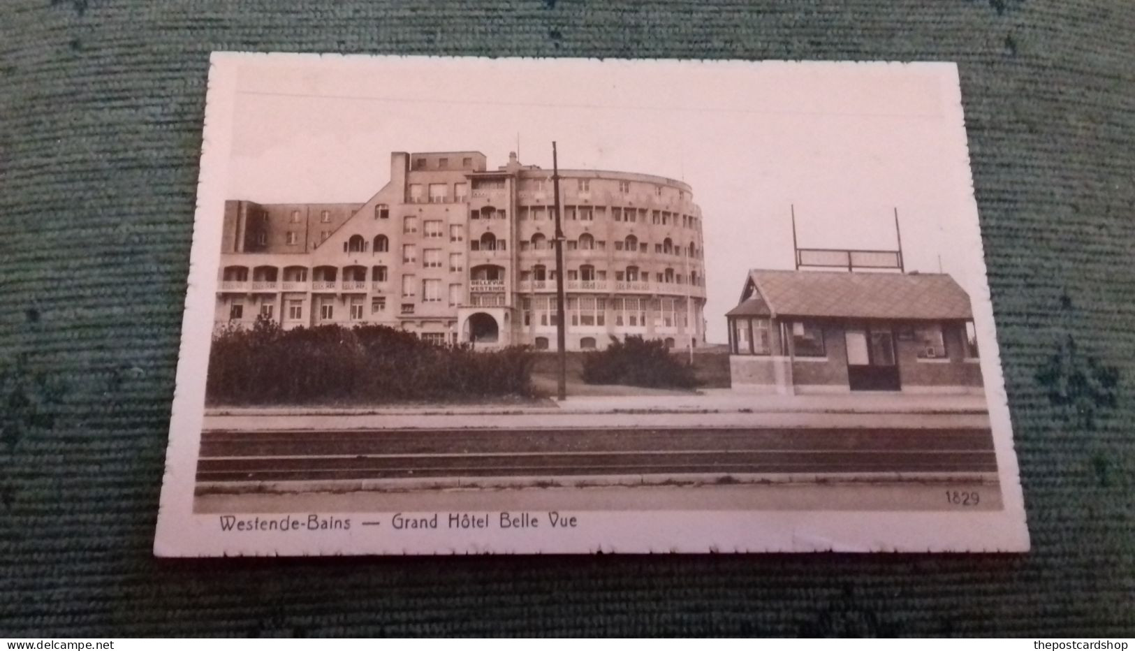 TRAIN RAILWAY STATION BELGIUM WESTENDE BELGIQUE - WESTENDE -BAINS GRAND HOTEL BELLE VUE TRAIN RAILWAY STATION TRAM STOP - Westende