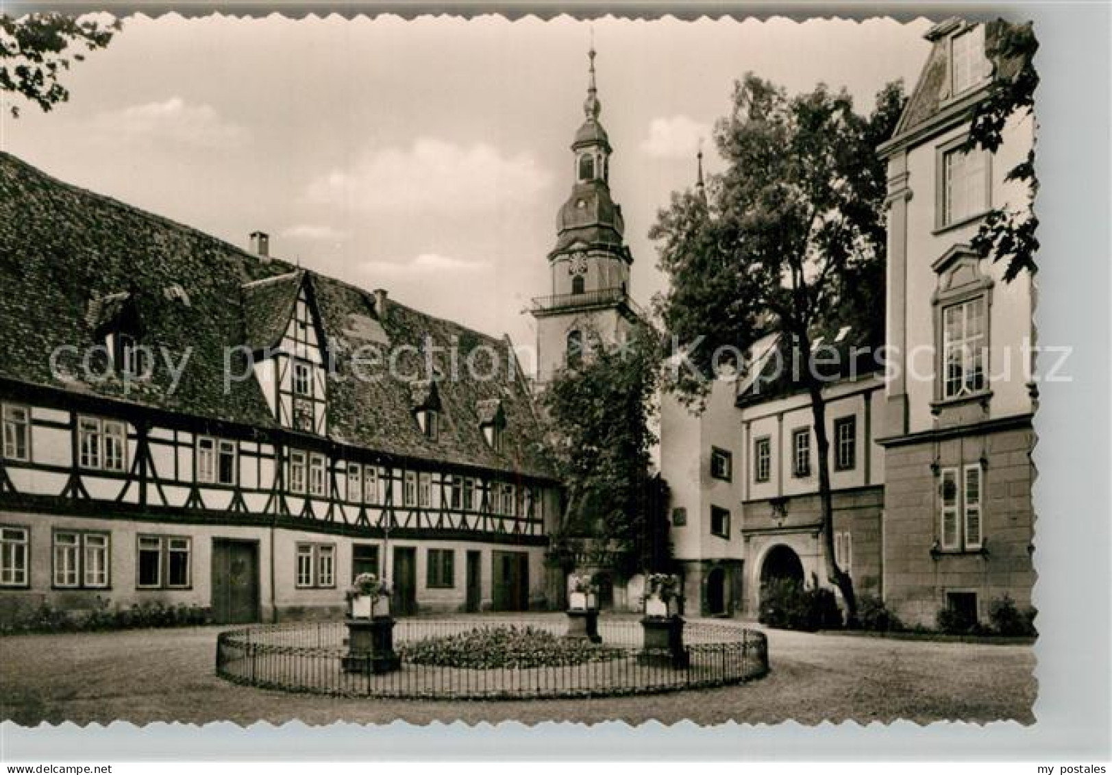 42916325 Erbach Odenwald Schlosshof Erbach - Erbach