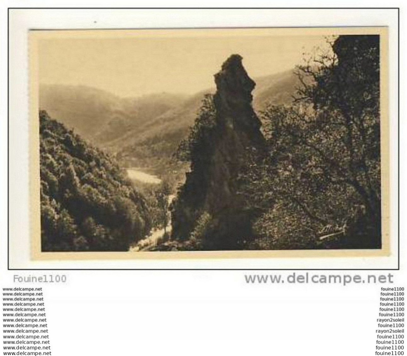 Carte Des Gorges De La Dordogne Le Rocher De L' Aiguille Près Nauzenac Soursac - Arnac Pompadour