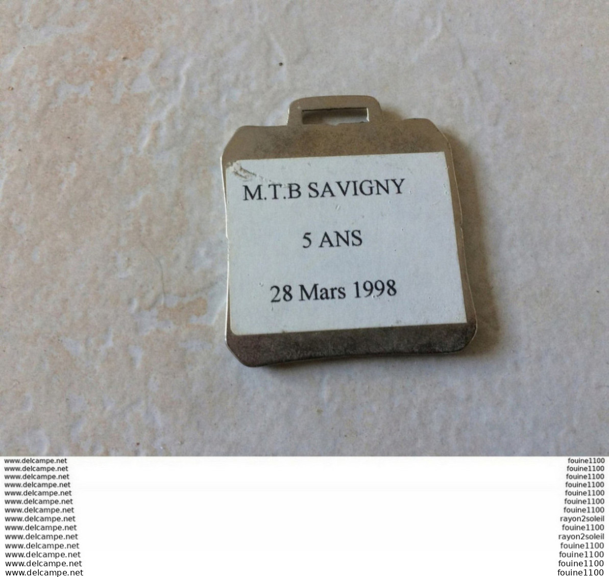 Médaille ( Majorette Je Pense ) M.T.B SAVIGNY  5 Ans 28 Mars 1998 - Non Classés