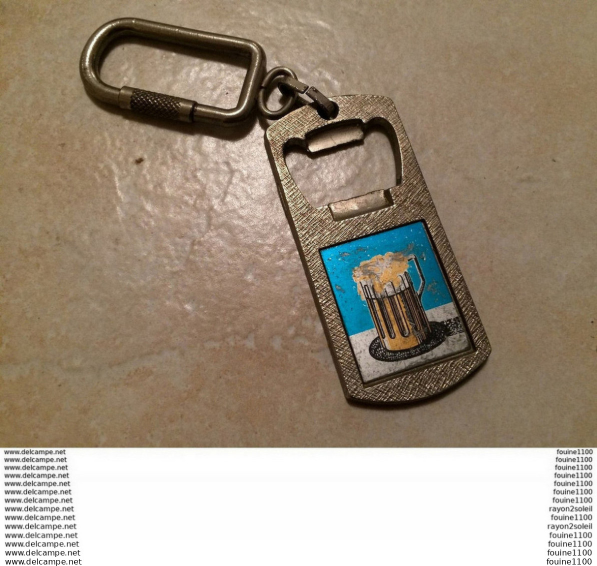 Porte Clés DECAPSULEUR Bière  Au Dos Pub Café Des Sports Daniele Et Pascal à MARMAGNE 18 Cher - Bottle Openers