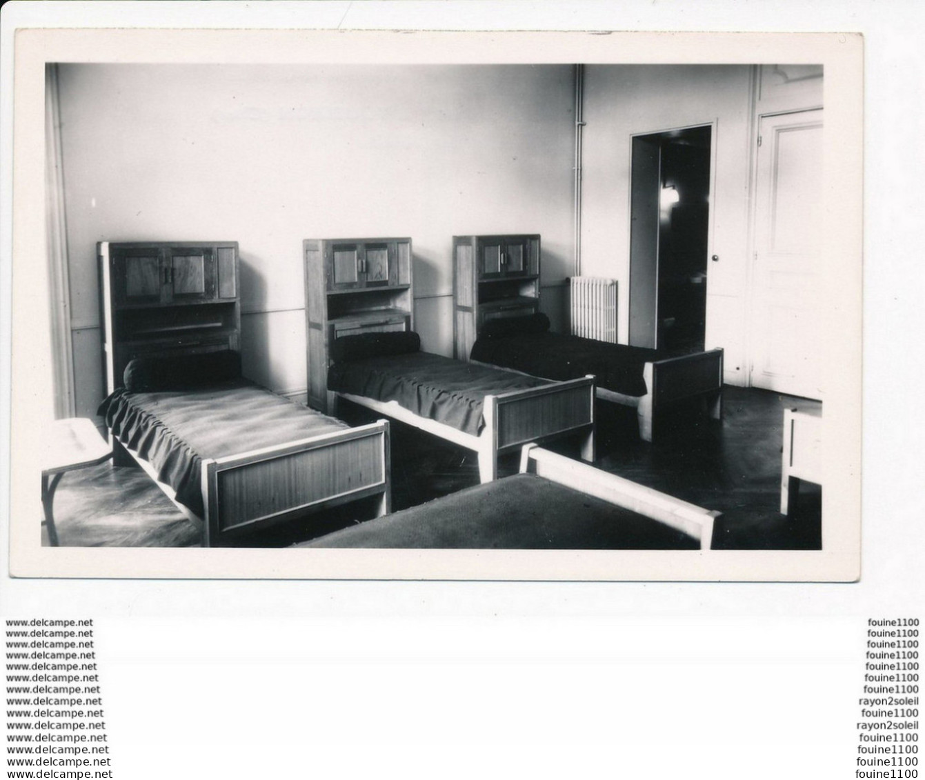 Carte De Vouzeron  Maison De Repos Ambroise Croizat  Chambre à Coucher  ( Format C.P.A )( Recto Verso ) - Vouzeron