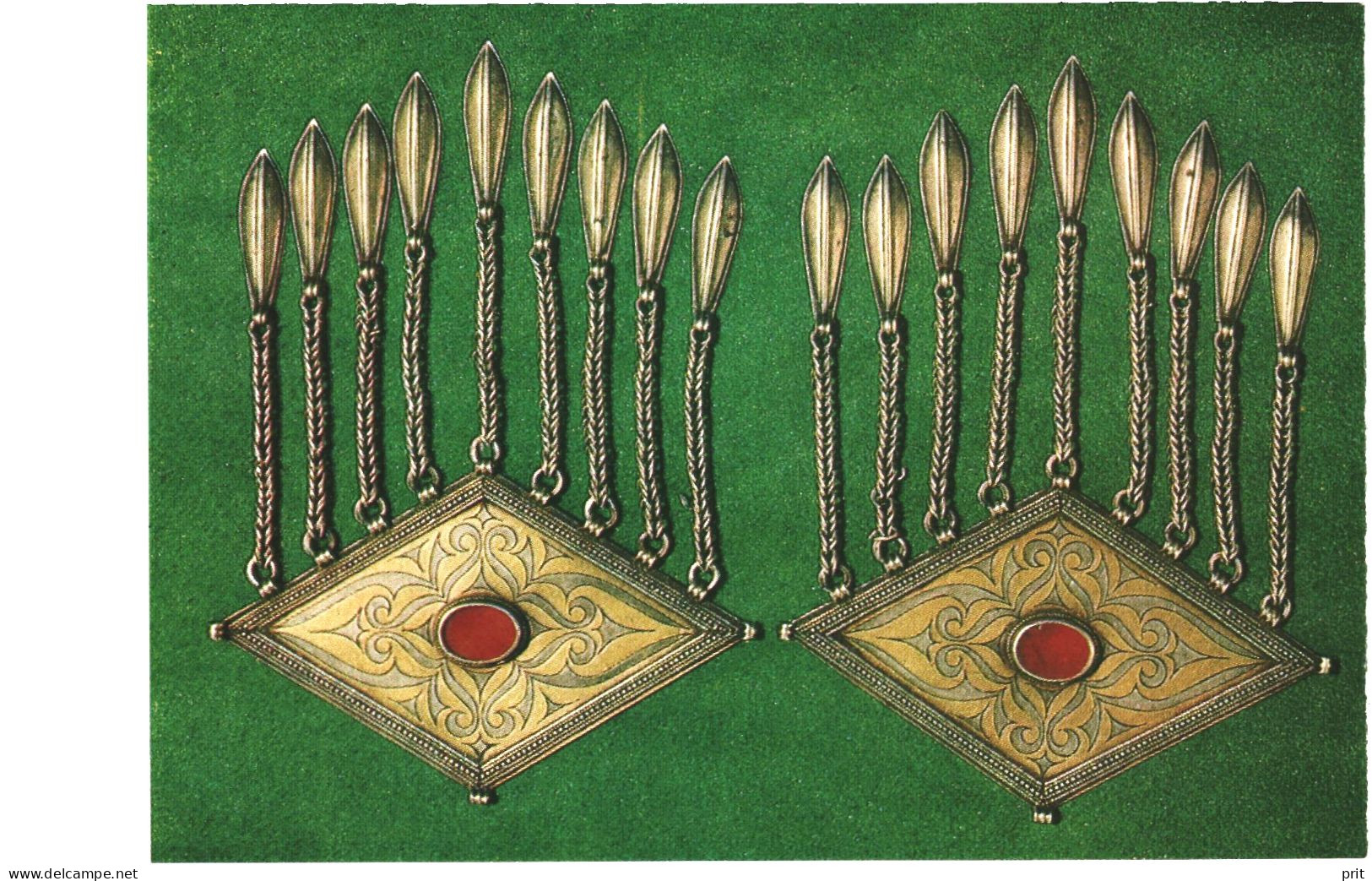 Turkmen Silverware antique jewelry Unused 16 Postcards Set, Soviet Turkmenistan USSR 1975 Publisher Aurora, Leningrad