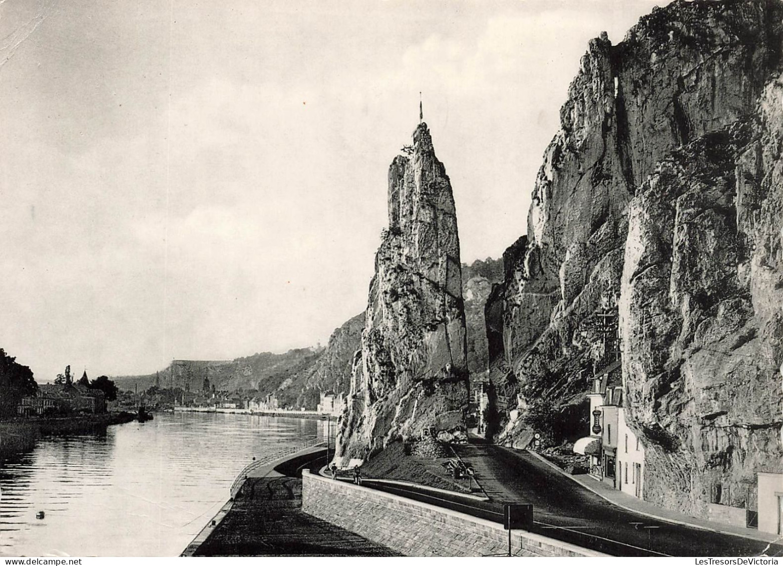 BELGIQUE - Dinant - Roche à Bayard - Edit Nells - Carte Postale - Dinant