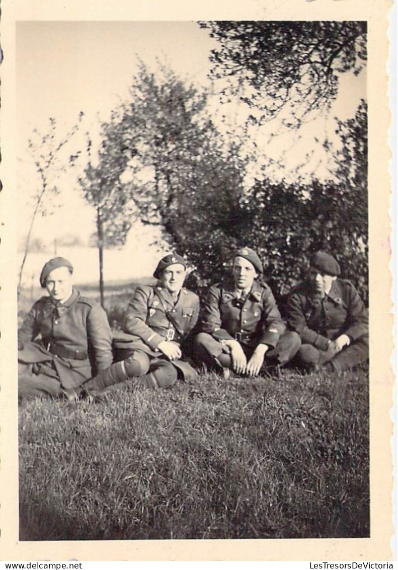 Photographie - Militaire - Soldats - Lote De 10 Photos - Format 6/8,5 - Bords Dentelés - Krieg, Militär