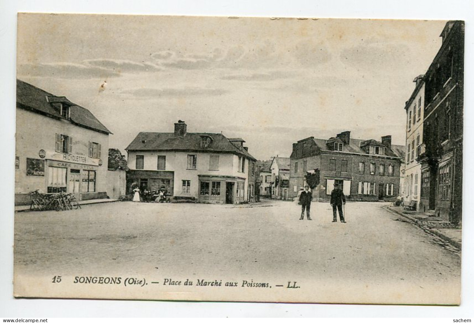 60 SONGEONS PLace Du Marché Aux Poissons Le CAFE Du Cycle Location De Bicyclettes 1920   D08 2020 - Songeons