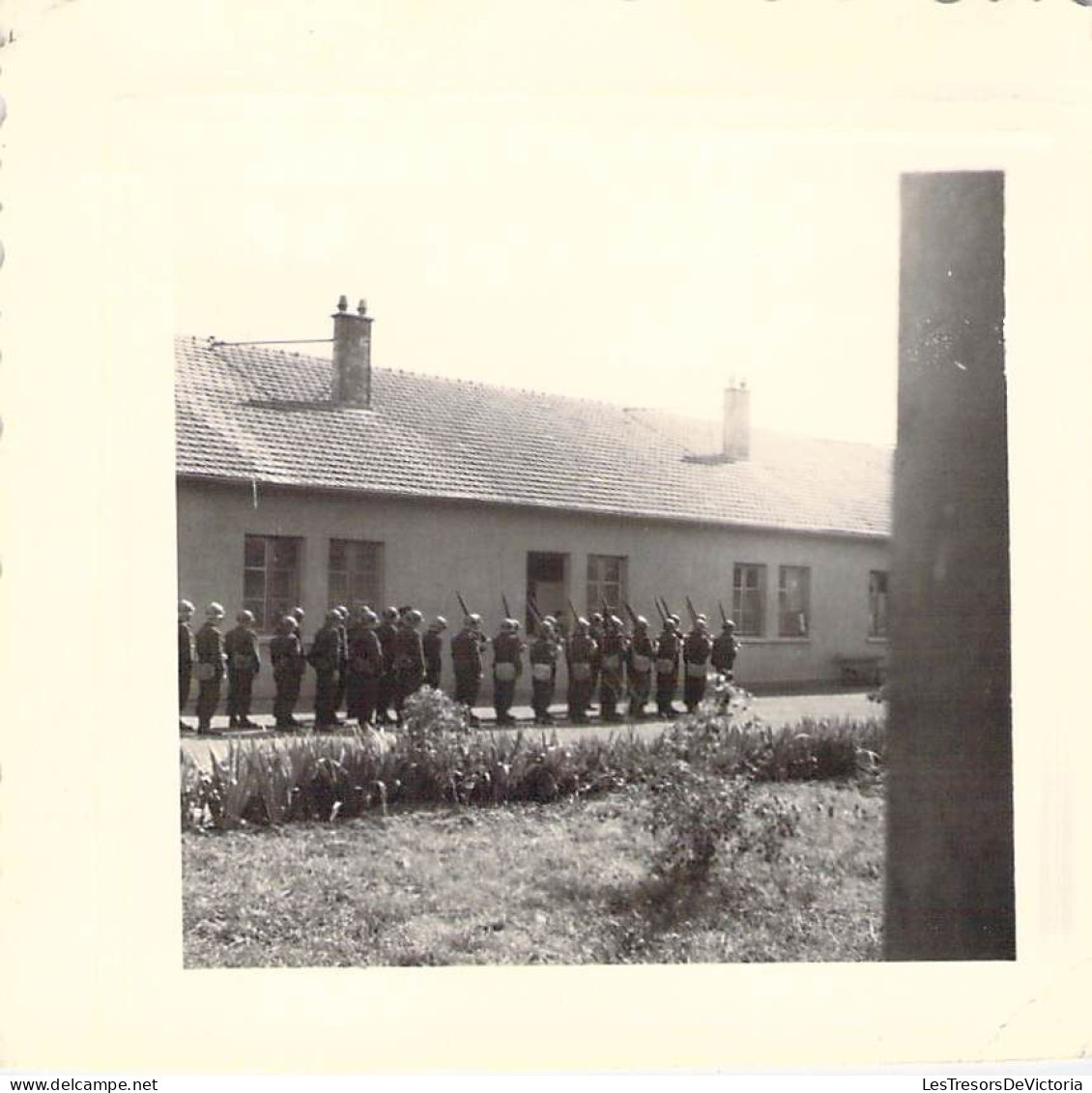 Photographie - Lot de 26 Photos militaires - Freibourg - Cognac - Service militaire 1949/1950