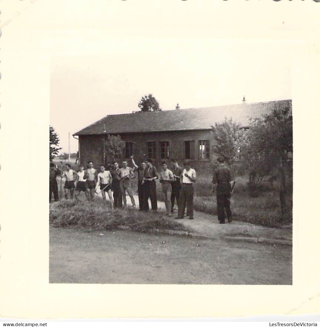 Photographie - Lot de 26 Photos militaires - Freibourg - Cognac - Service militaire 1949/1950