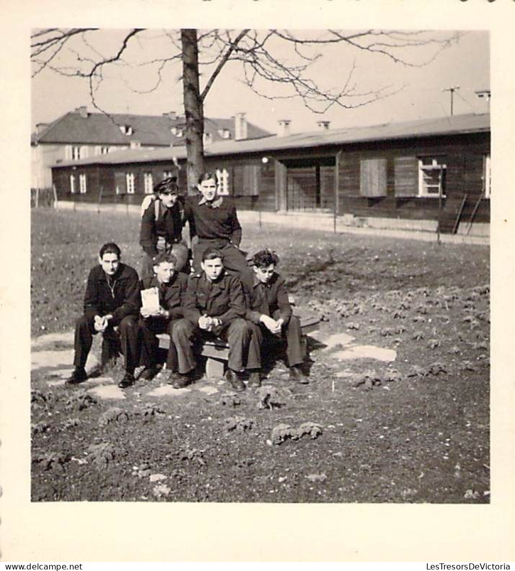 Photographie - Lot de 26 Photos militaires - Freibourg - Cognac - Service militaire 1949/1950