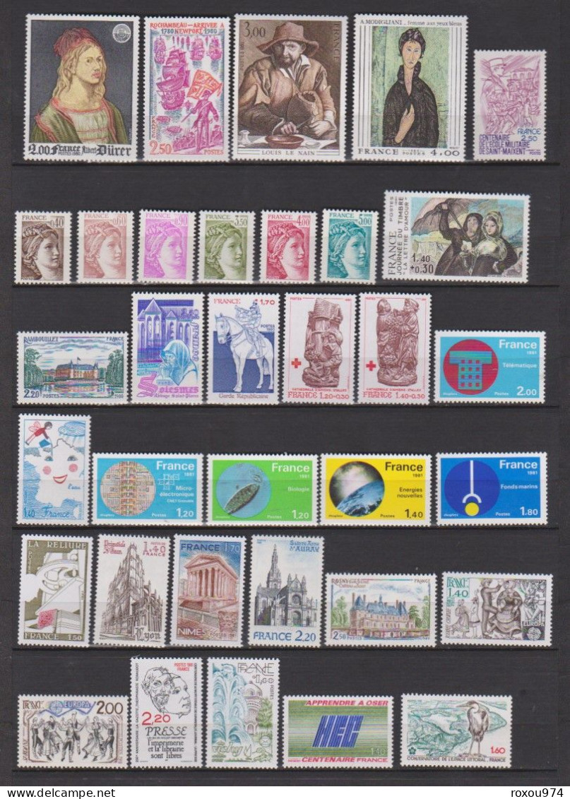 ANNEES COMPLETES      1980-81-82      TIMBRES NEUFS** + FEUILLET N°8        7 SCAN - 1980-1989