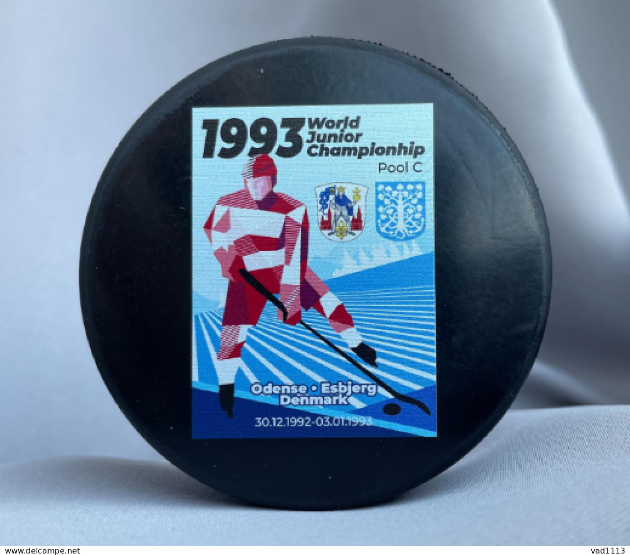 Ice Hockey - Souvenir Puck IIHF World Championship 1993 Div.C U20 Denmark. - Andere & Zonder Classificatie