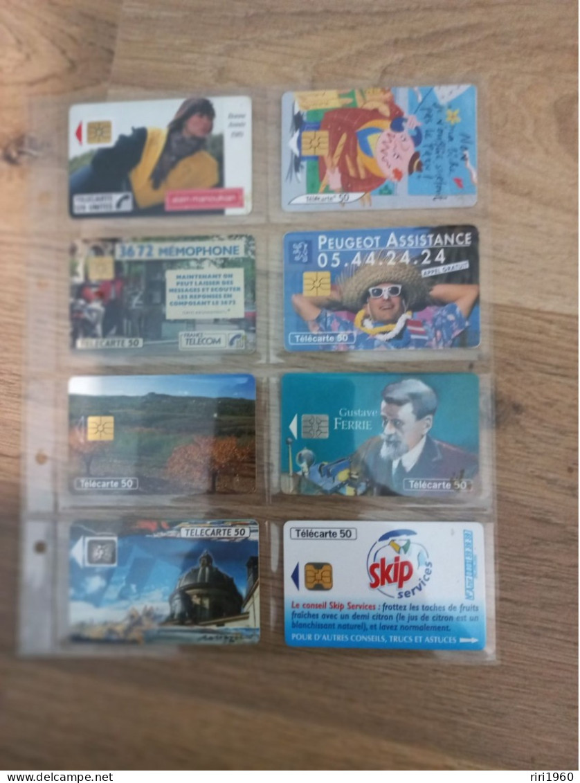 Telecartes .lot de 99 telecartes france Télécom avec album.