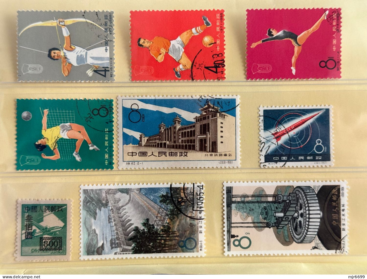 CHINA LOT OF STAMPS,SPORTS,SPACE, AIRPLANE, BEIJING TRAIN STATION, MACHINNERY. - Verzamelingen & Reeksen