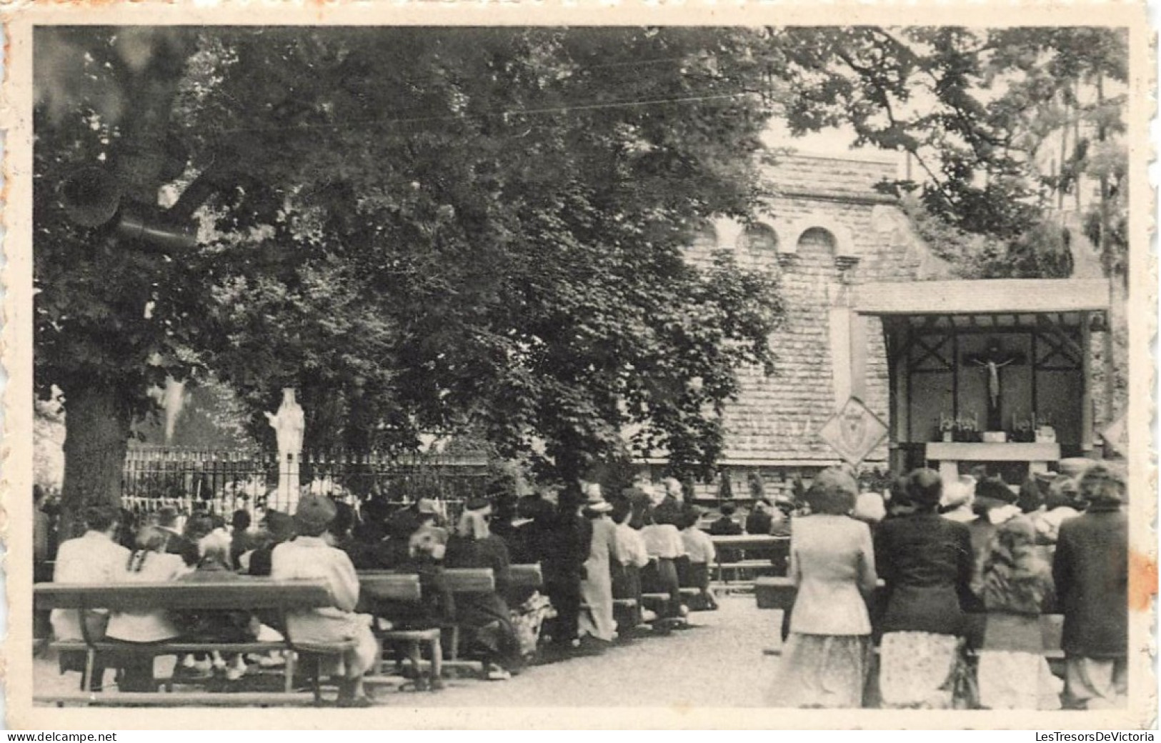 BELGIQUE - Beauraing - Cour Des Apparitions - Carte Postale - Beauraing