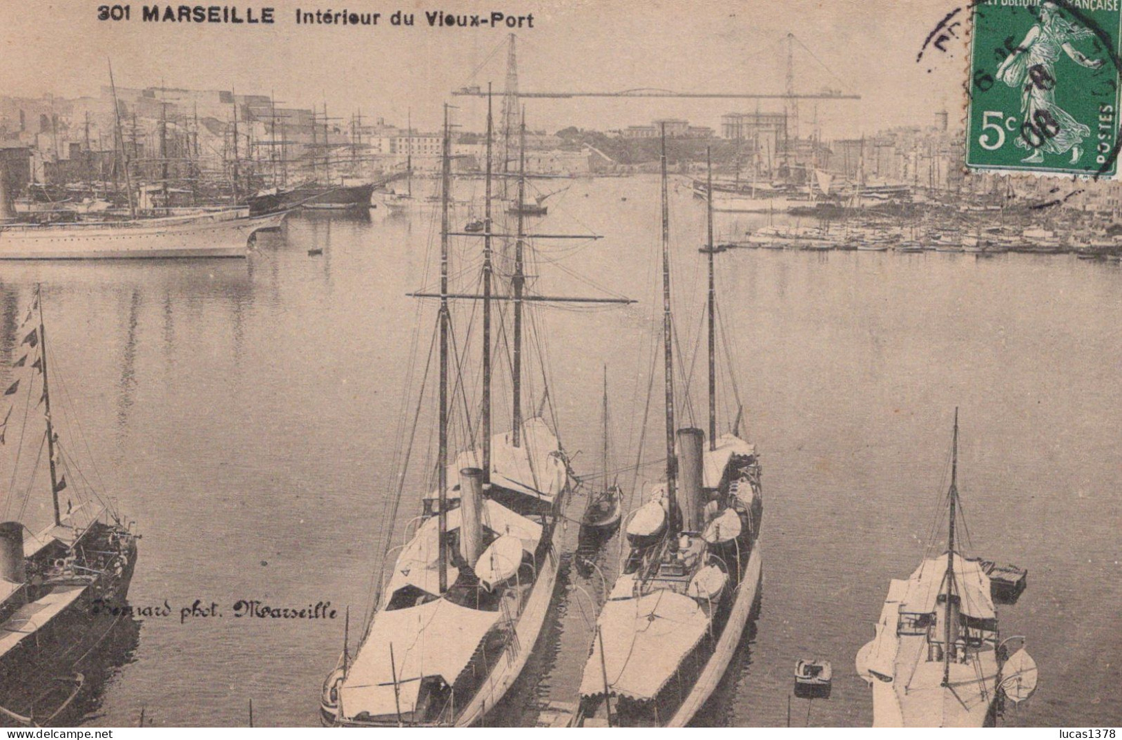 13 / MARSEILLE / EDITEUR BERNARD 301 / INTERIEUR DU VIEUX PORT - Cinq Avenues, Chave, Blancarde, Chutes Lavies