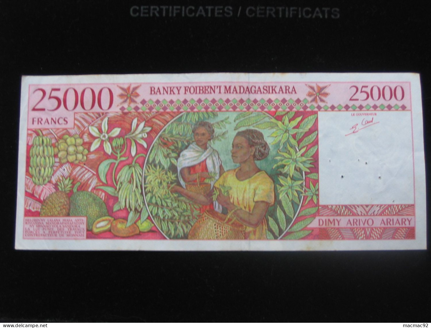 MADAGASCAR - 25000 Francs 1994 - Dimy Arivo Ariary   **** EN ACHAT IMMEDIAT **** - Madagaskar