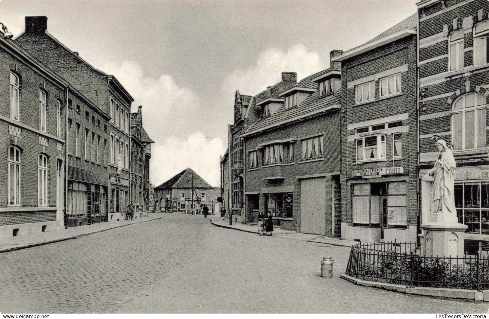 BELGIQUE - Bilzen - Genutstraat - Carte Postale Ancienne - Bilzen