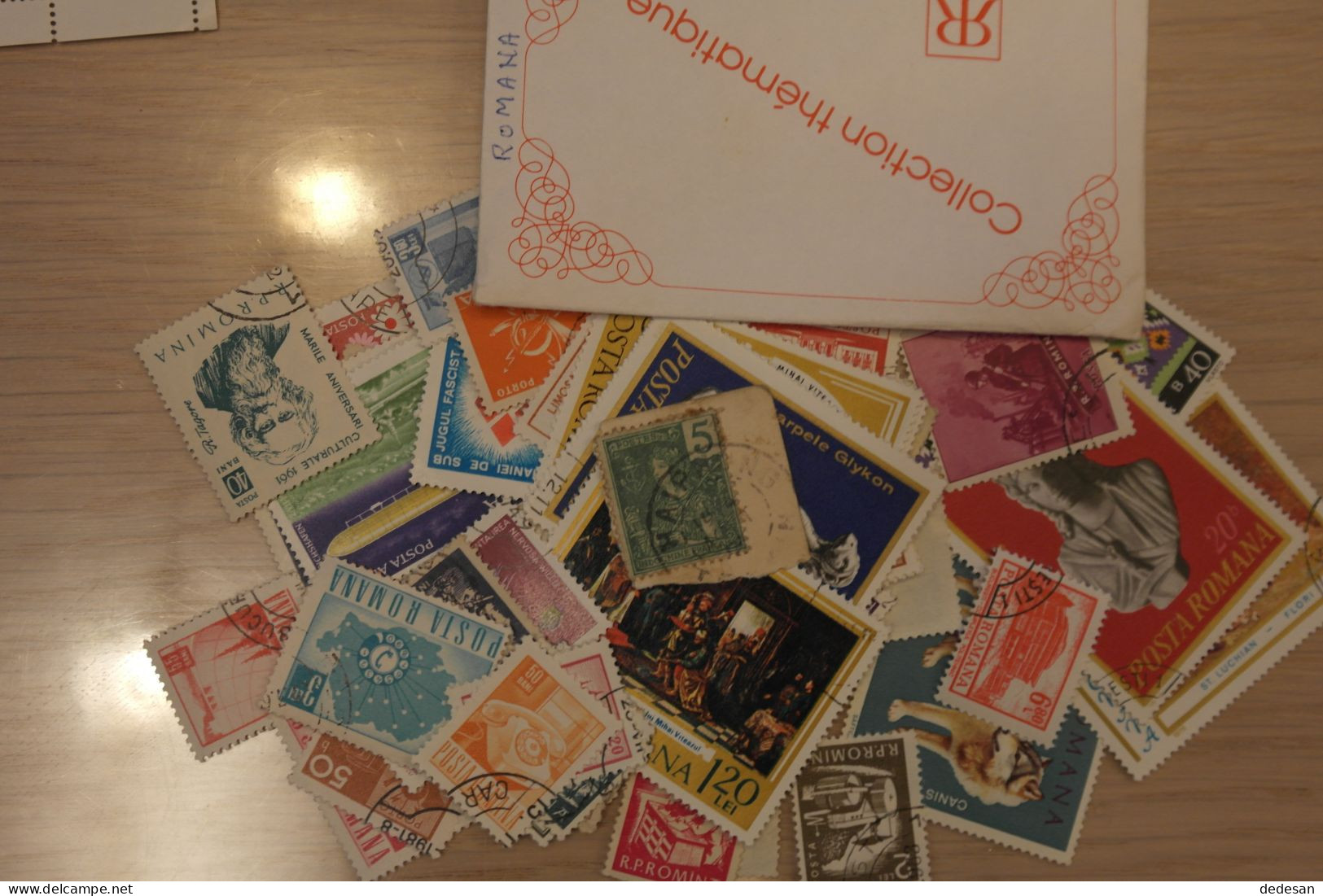 Lot de timbres étrangers tous pays sauf France - Nombreuses photos