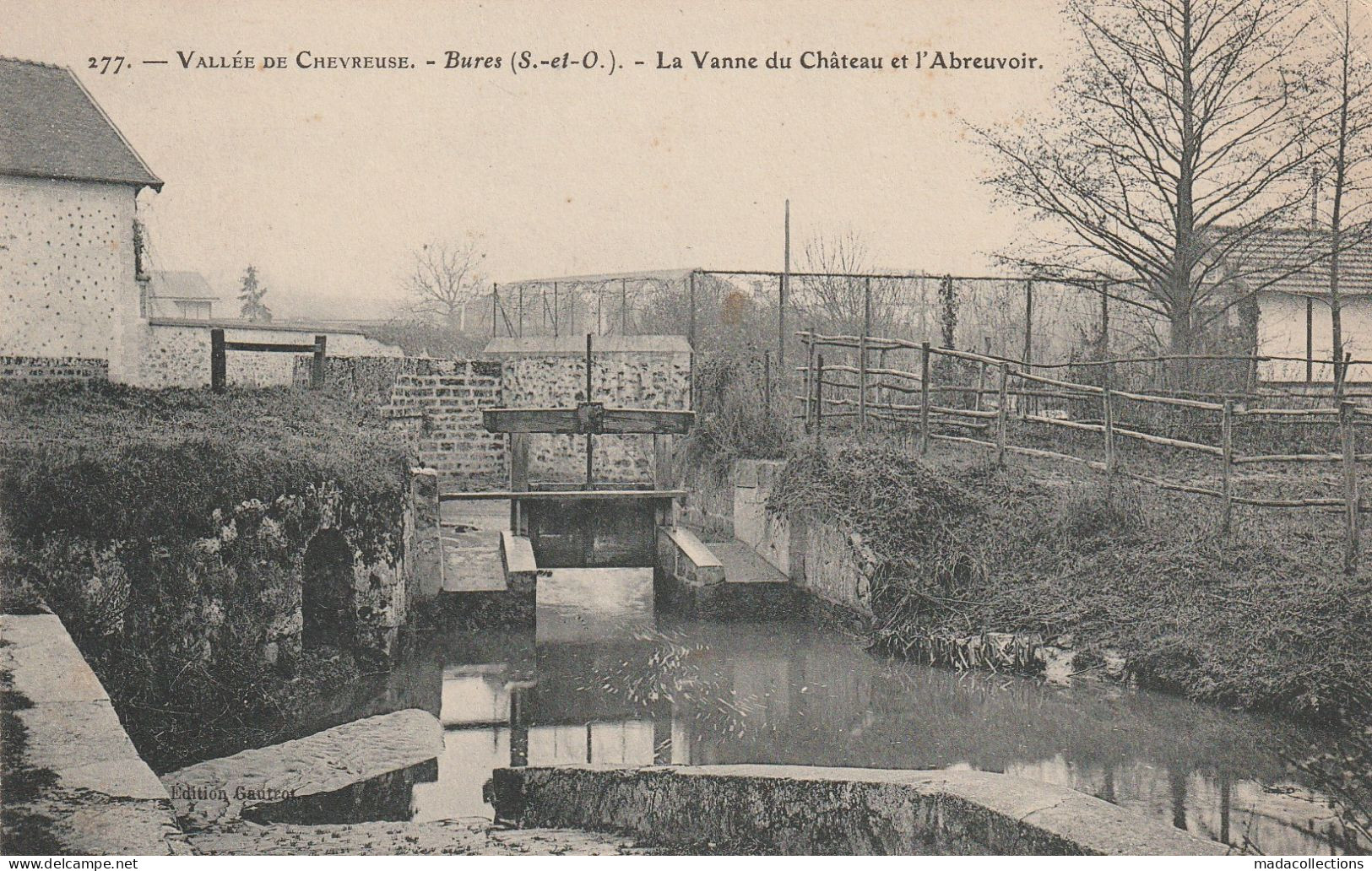 Bures Sur Yvette (91 - Essonne)  La Vanne Du Château Et L'Abreuvoir - Bures Sur Yvette