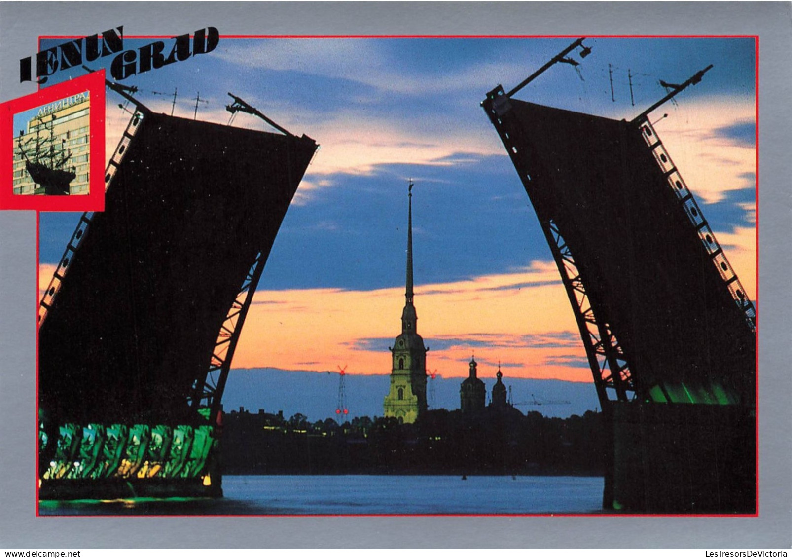 RUSSIE - Leningrad -  La Dentelle Des Pont-levis - Colorisé - Carte Postale - Russia