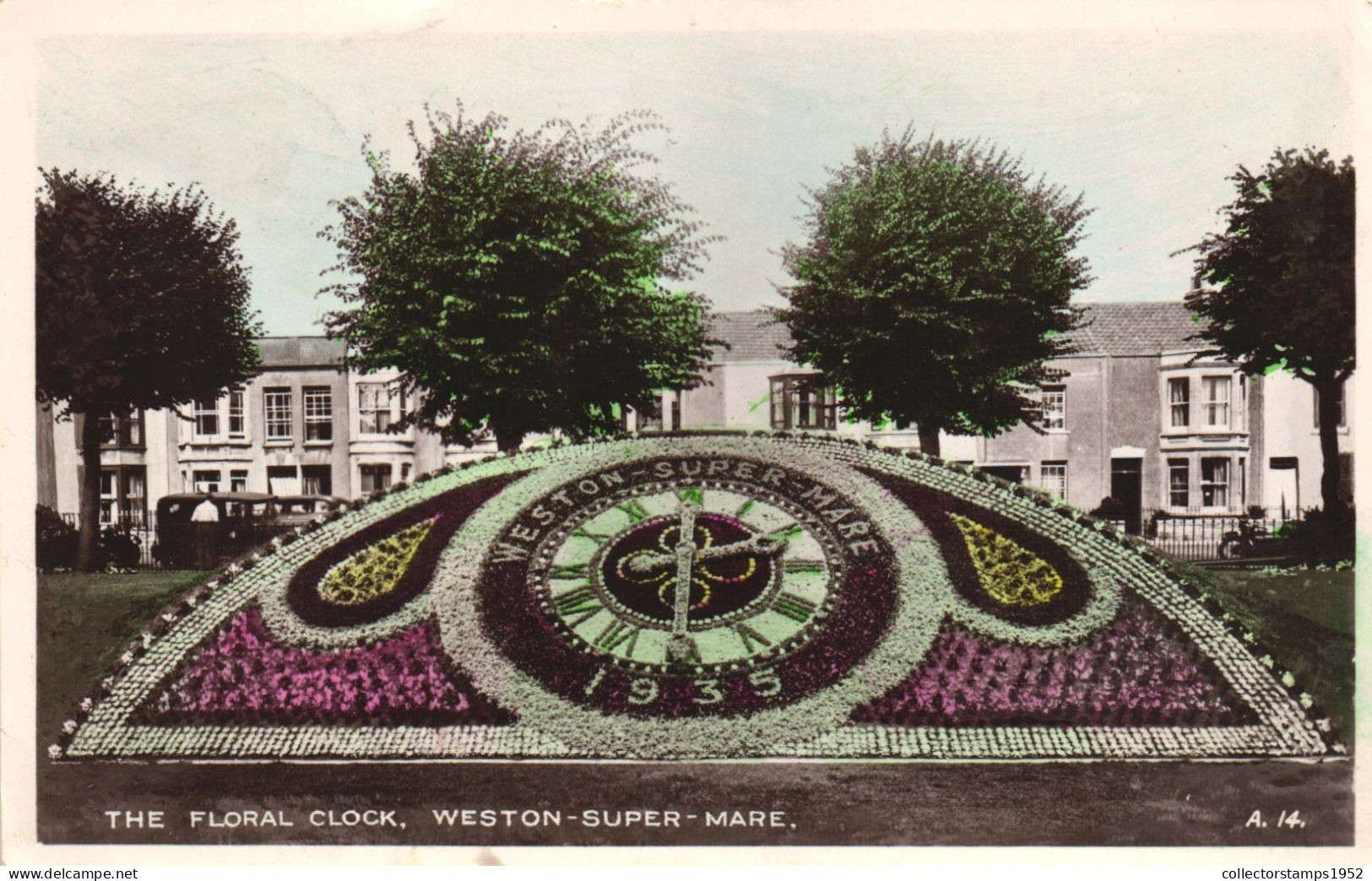 WESTON SUPER MARE, FLORAL CLOCK, PARK, ARCHITECTURE, UNITED KINGDOM - Weston-Super-Mare