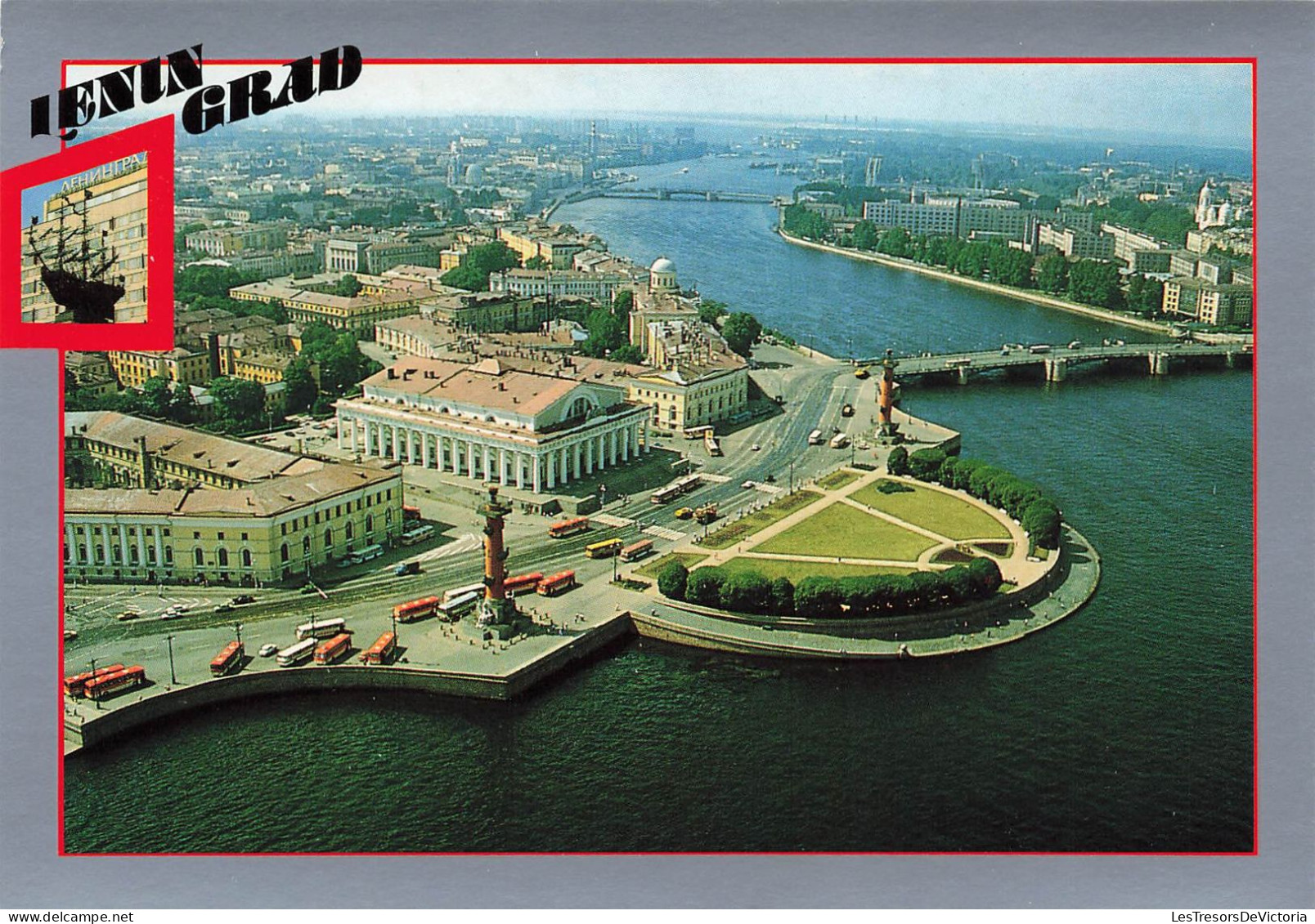 RUSSIE -  Leningrad - Point De Vue Sur Vasilievsky Et Le Centre De La Ville - Colorisé - Carte Postale - Russie