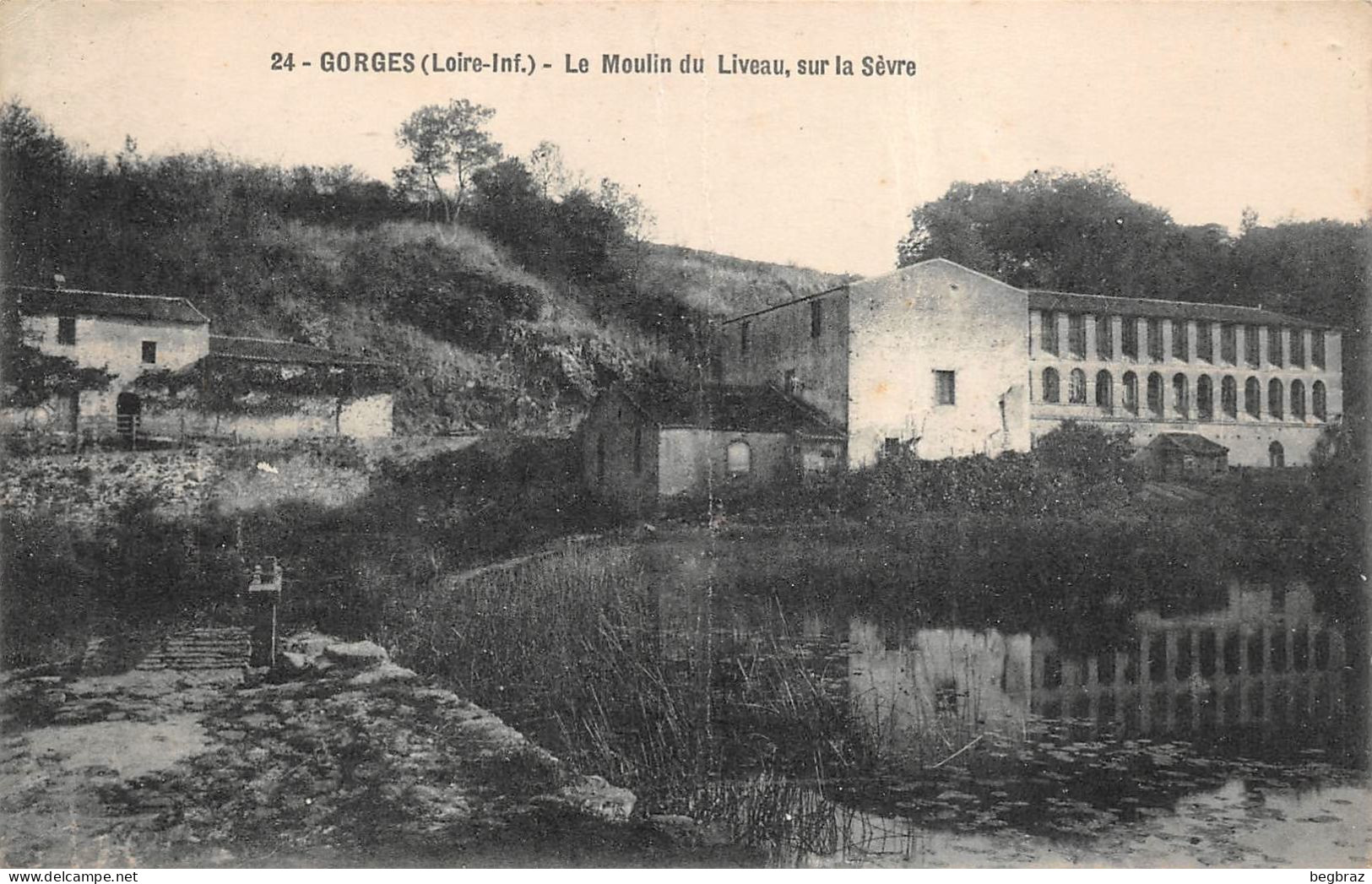 GORGES     MOULIN DU LIVEAU - Gorges