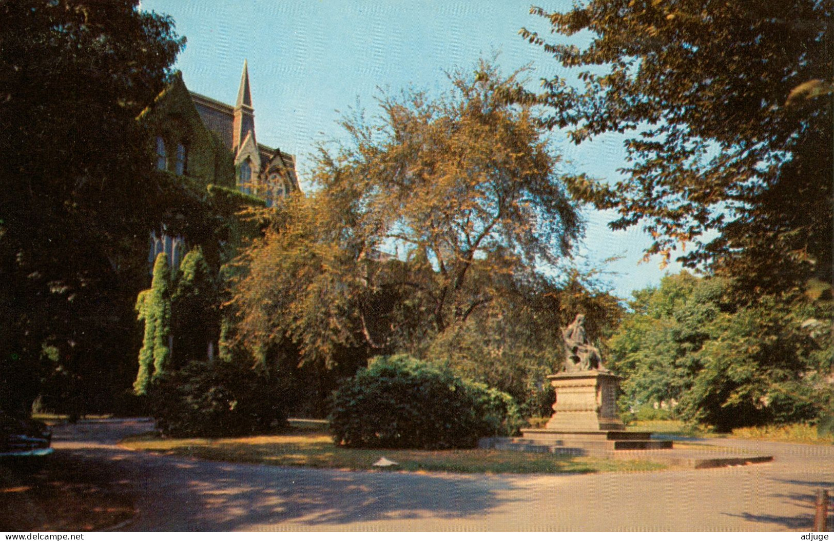 CPM- PHILADELPHIA - College Hall And Statue Of Ben Franklin, Cetral Campus University Of Pennsylvan-Ann.60* SUP* 2 Scans - Philadelphia