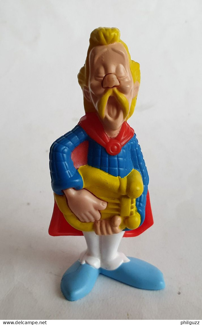 FIGURINE ASTERIX MC DONALD'S 2007 Marqué 2008 ASSURANCETOURIX - Asterix & Obelix