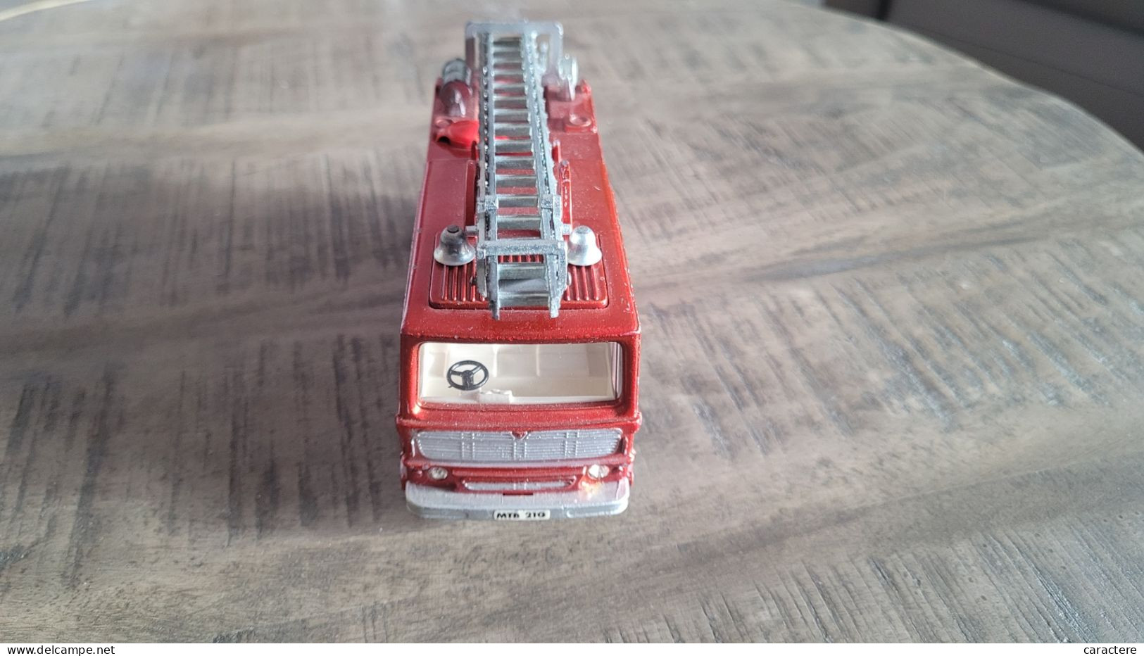 DINKY TOYS MARQUIS FIRE TENDER - Dinky