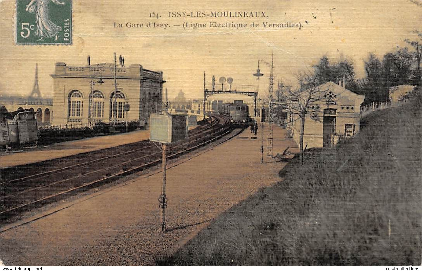 Issy Les Moulineaux        92       Intérieur De La Gare . Train    N° 154    .   (Voir Scan) - Issy Les Moulineaux